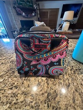 [VERA BRADLEY] ZIPPERED LUNCH BOX